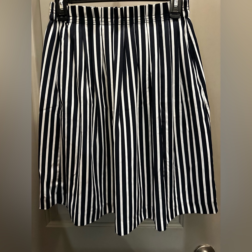 J. Crew Size 2 Blue/White Striped Polyester Skirt EUC